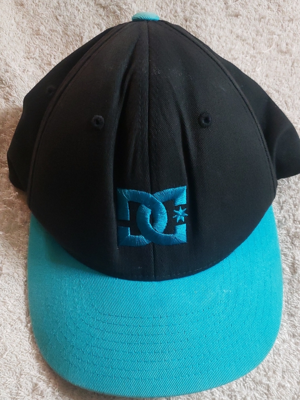 DC Shoes Black & Teal Logo Baseball Cap